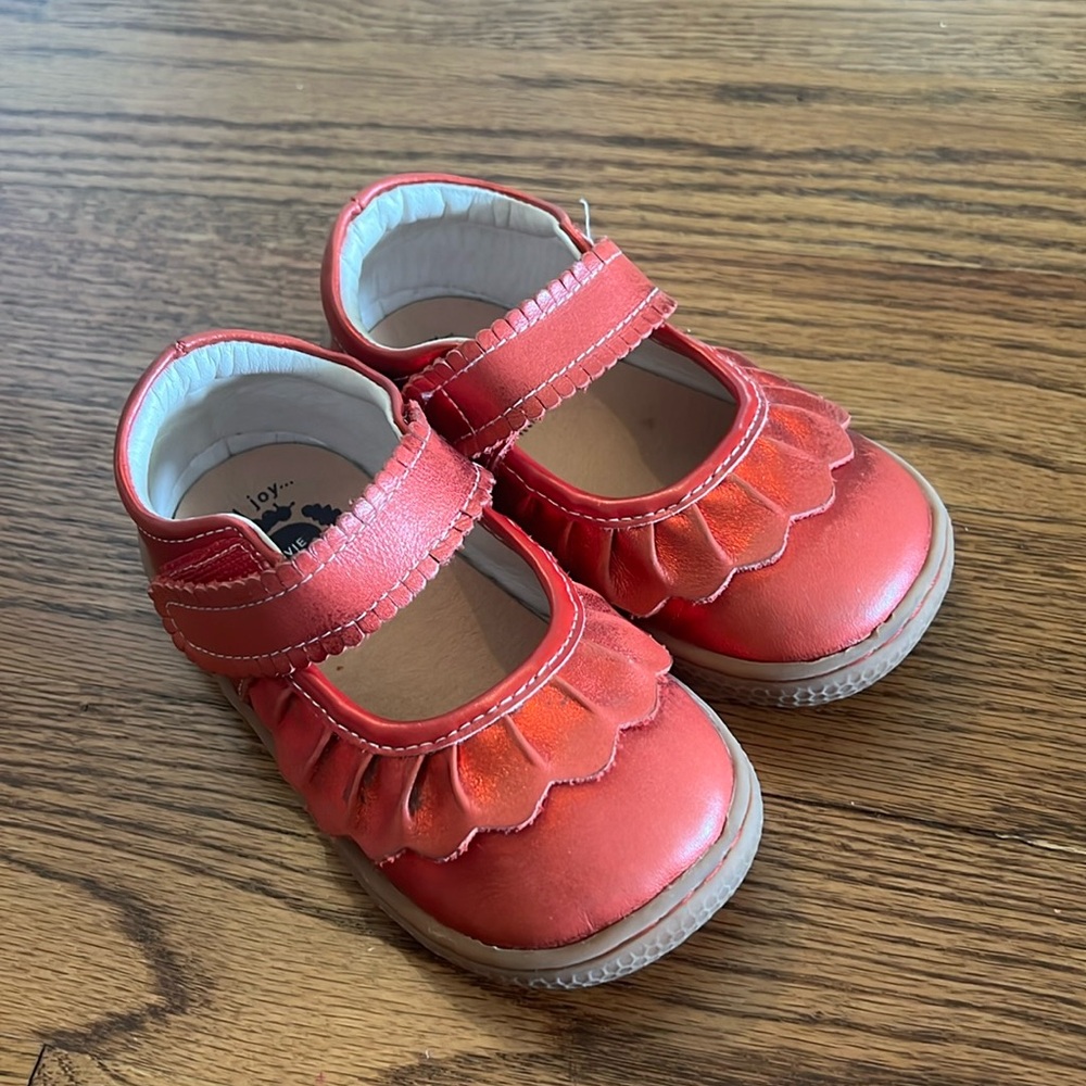 Livie and Luca red shoes, size 9